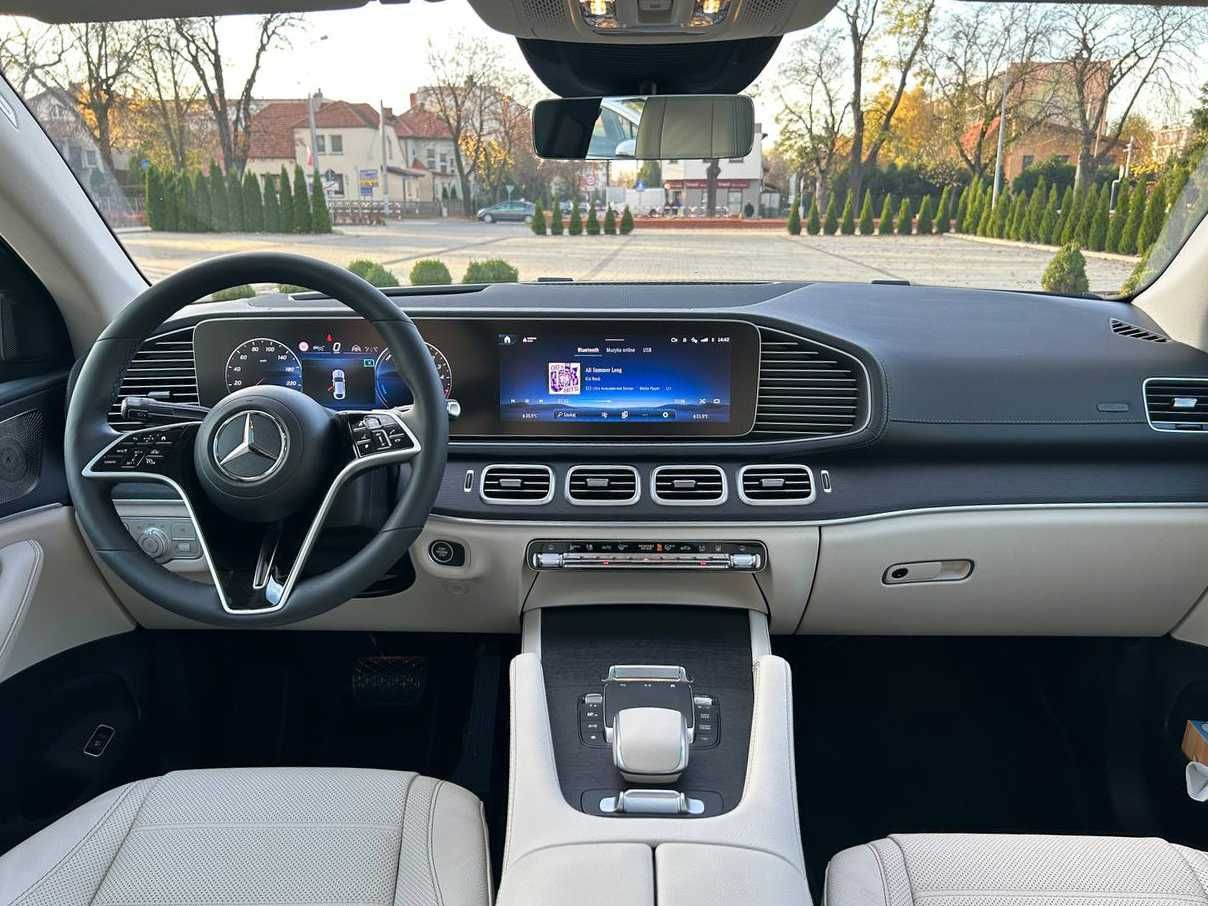 Auto do ślubu z kierowcą Mercedes GLE Coupe 2023 najnowszy