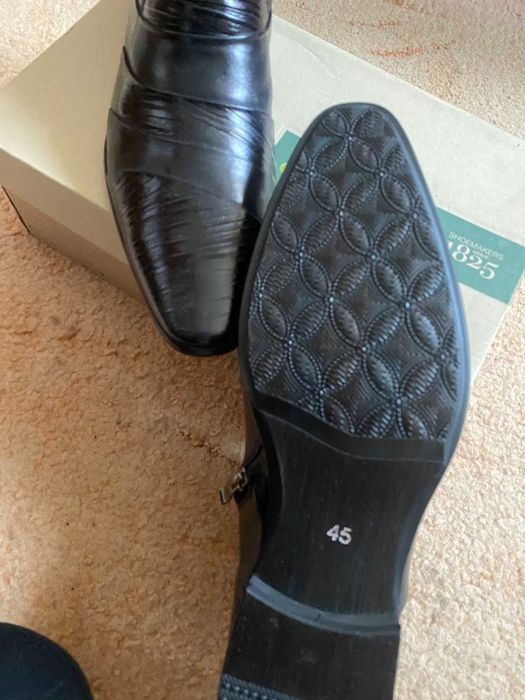 Продам ботинки 45 размер, Утеплены байкой.