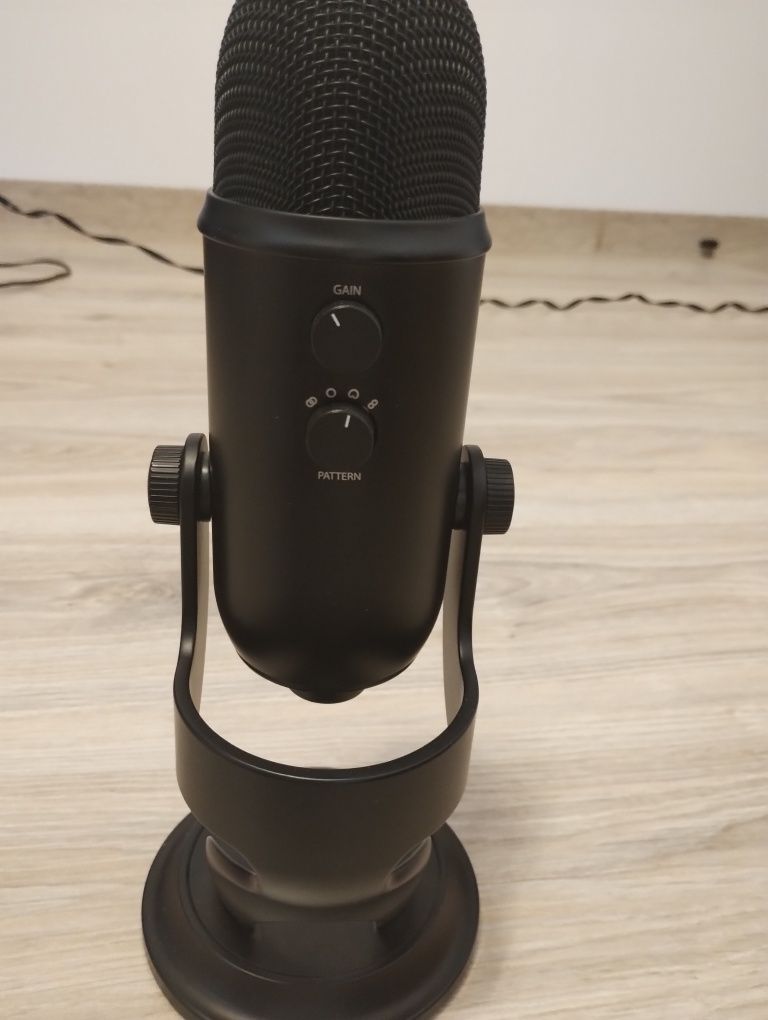 Mikrofon blue yeti blackout