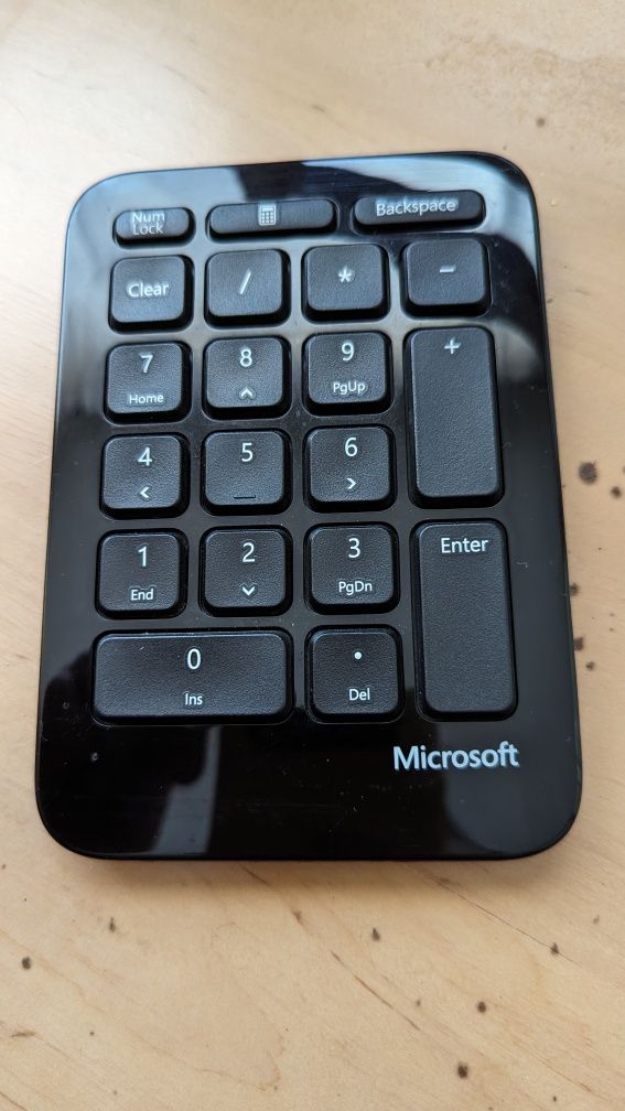 Клавіатура Microsoft Sculpt Ergonomic Desktop