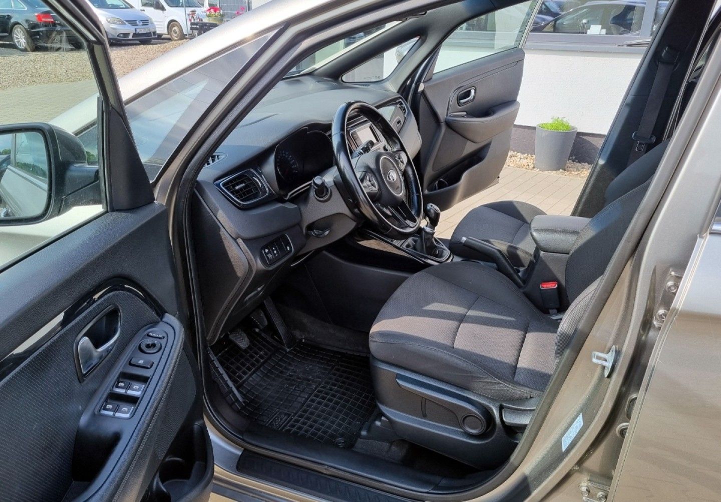 Kia Carens 1,6 Benzyna 135km Salon PL 7-Osób Kamera Led Serwis !