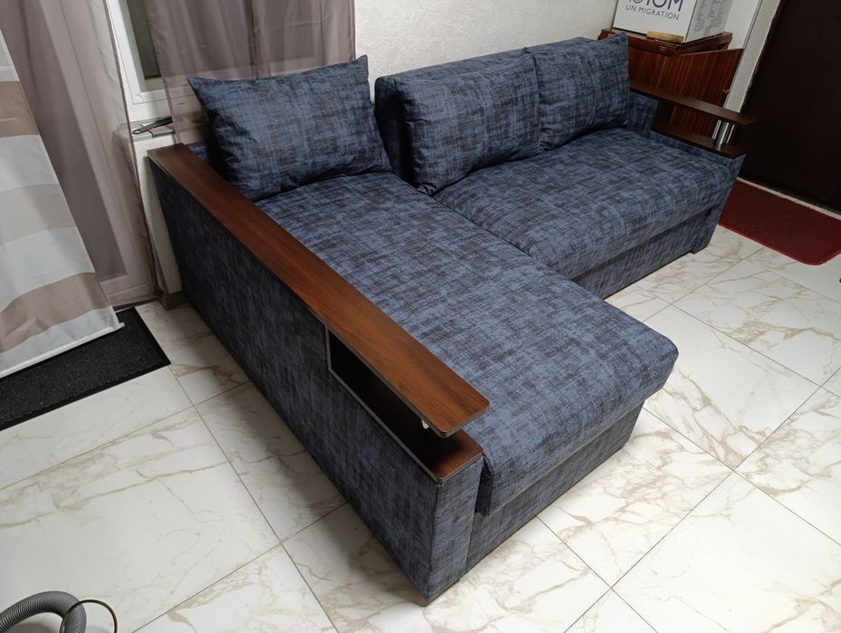 Продам угловой диван