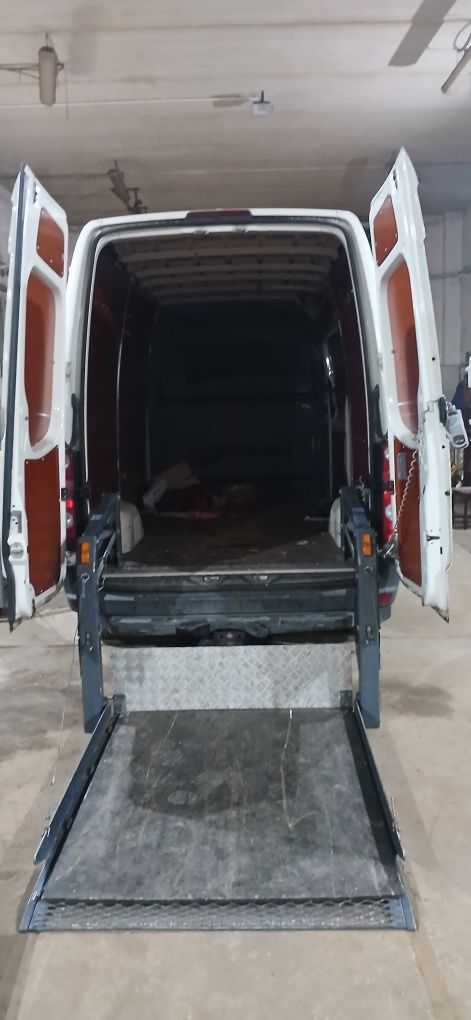 Winda załadowcza do busa wewnetrzna Crafter, Sprinter 400kg