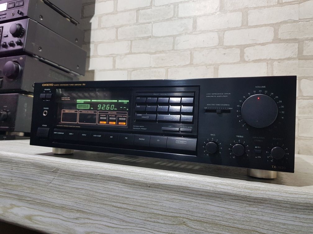 FM/AM  ресивер/підсилювач Onkyo TX-7630 2х90Вт  б/у з Німеччини