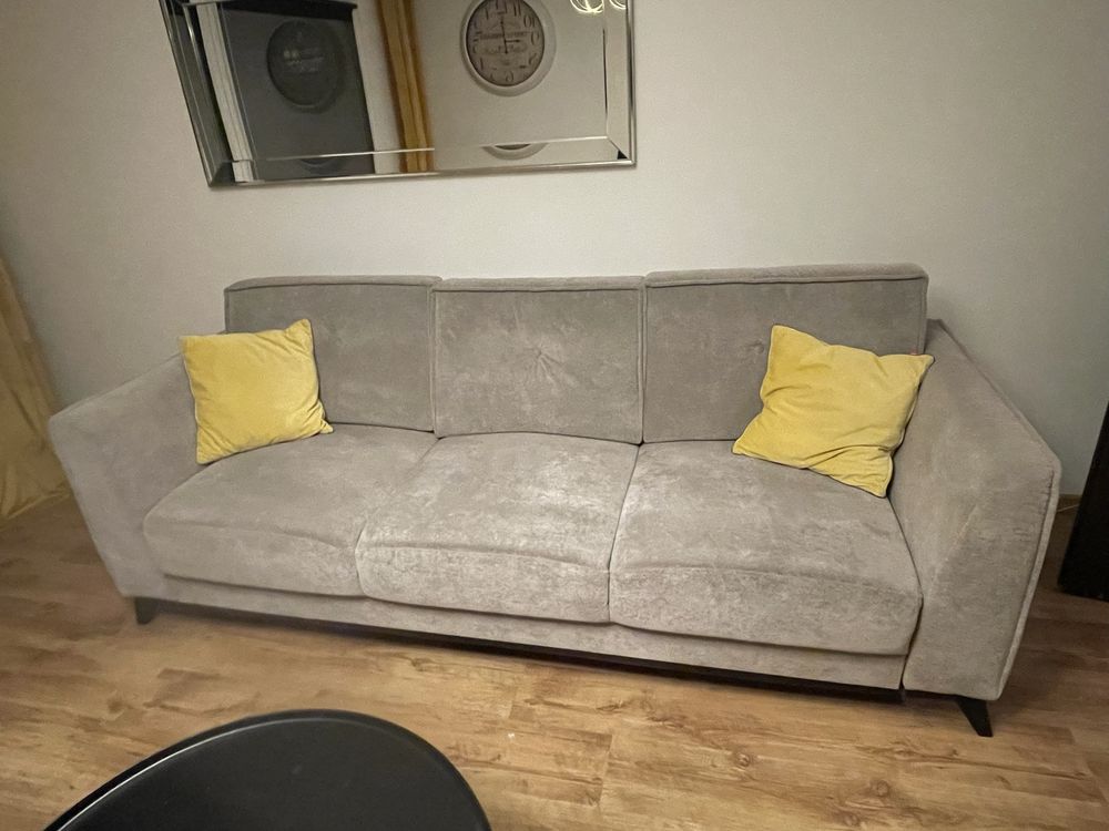 Rozkladana sofa 2,4m x 1m stan jak nowa