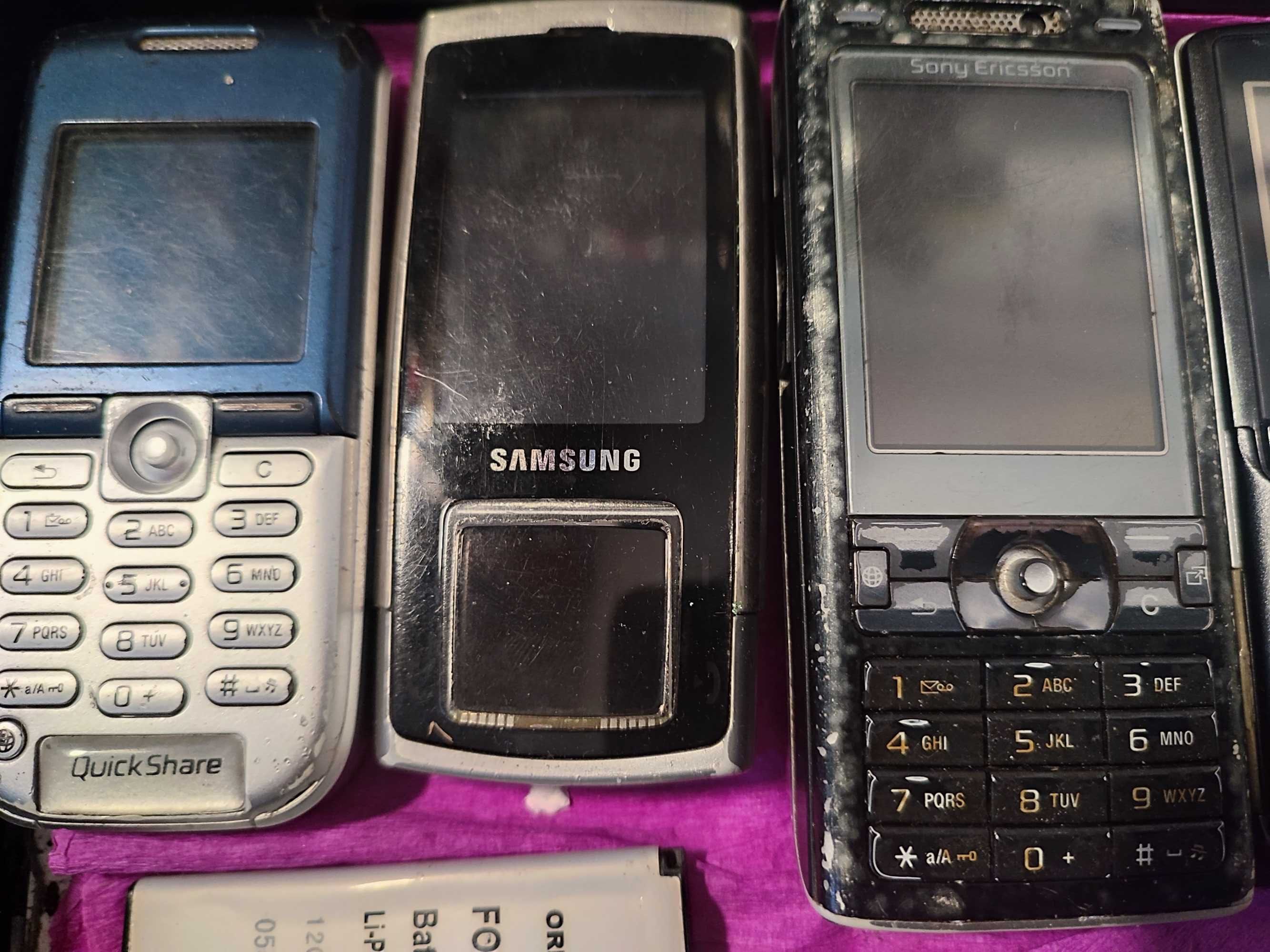Телефони Samsung U600 Sony Ericson K300