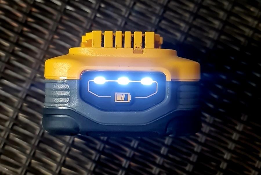 Акумулятор DeWalt PowerStack 5Ah 2023р.