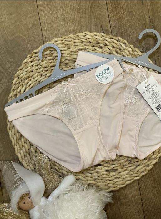 Жіночі трусики різні