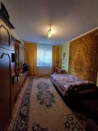 Бочарова/Ж Кюри, 2 комнаты в коммунальной квартире