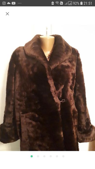 Шуба мутон миди 46 р.