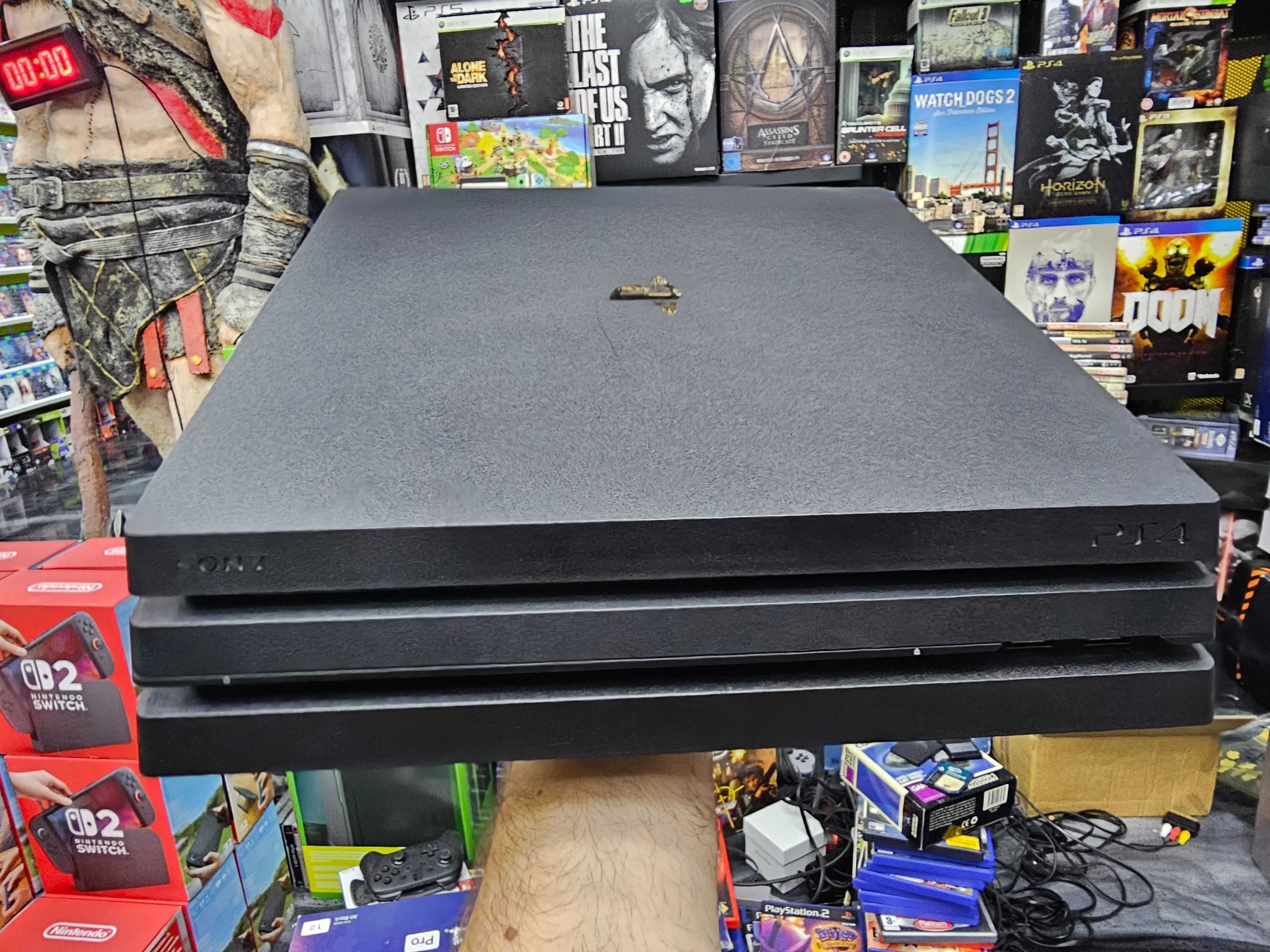 Konsola Playstation 4 PS4 PRO 1TB 5 gier 2 pady GW 6m SKLEP ZAMIANA