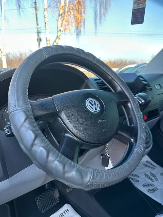 Продам Volkswagen Transporter 5