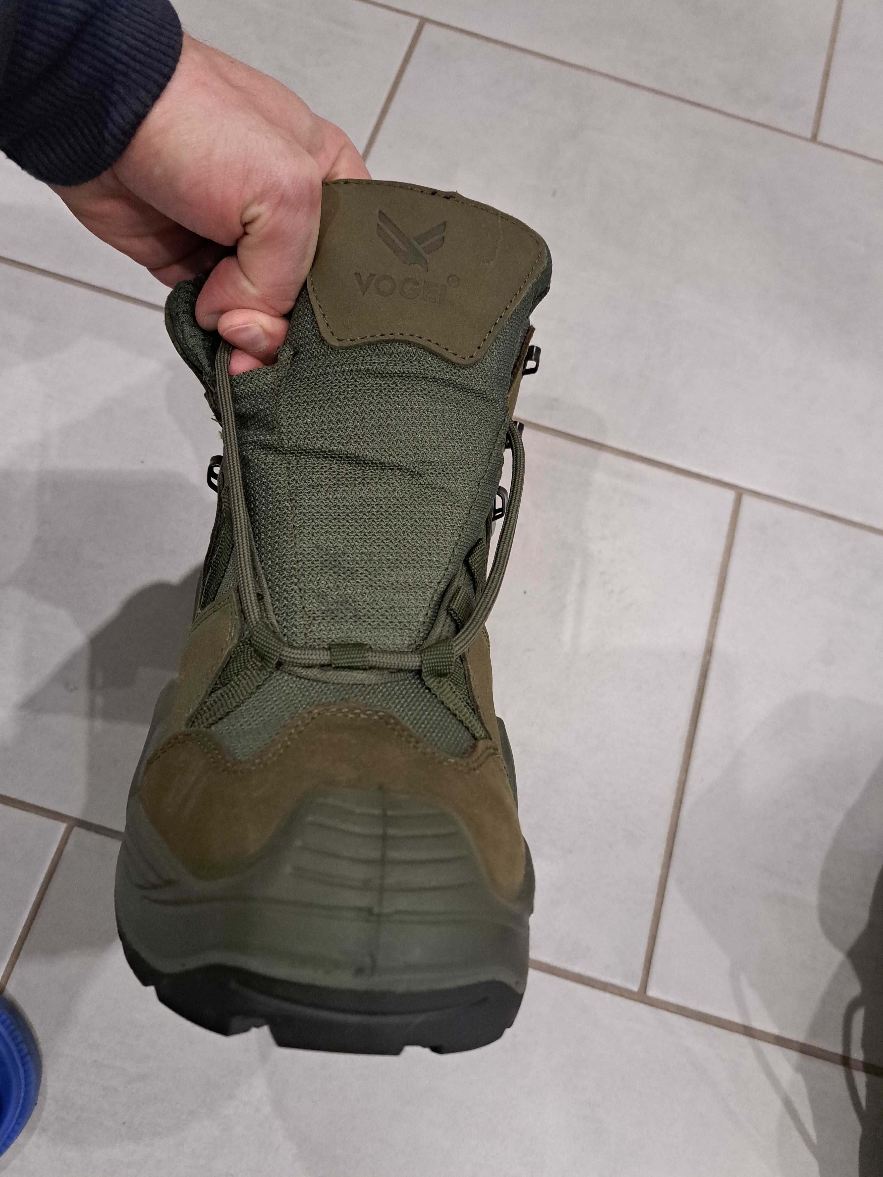 Продам Берці Vogel 45