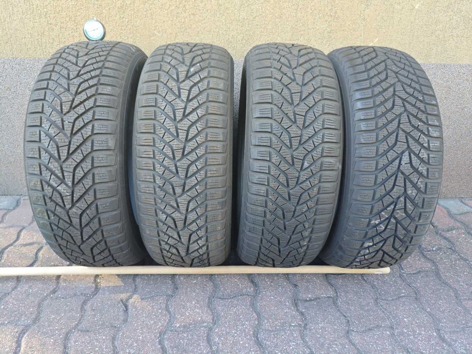 4x Opony Zimowe YOKOHAMA 195/55/  R15       2022r   6.8-7.5 mm