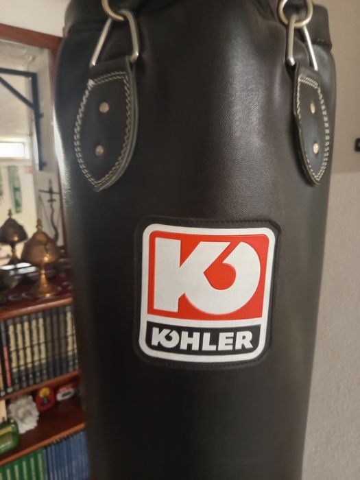 Saco de boxe Kohler + suporte de parede