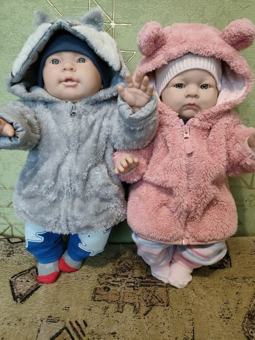 Гарний одяг для ляльок.