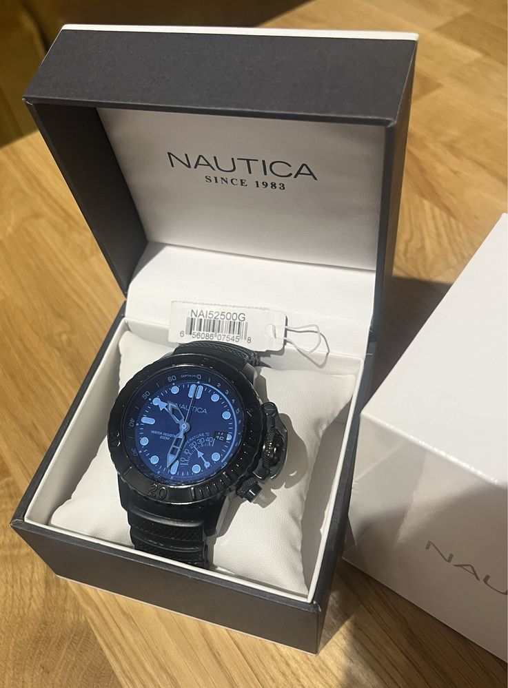 Zegarek Nautica NAI52500G