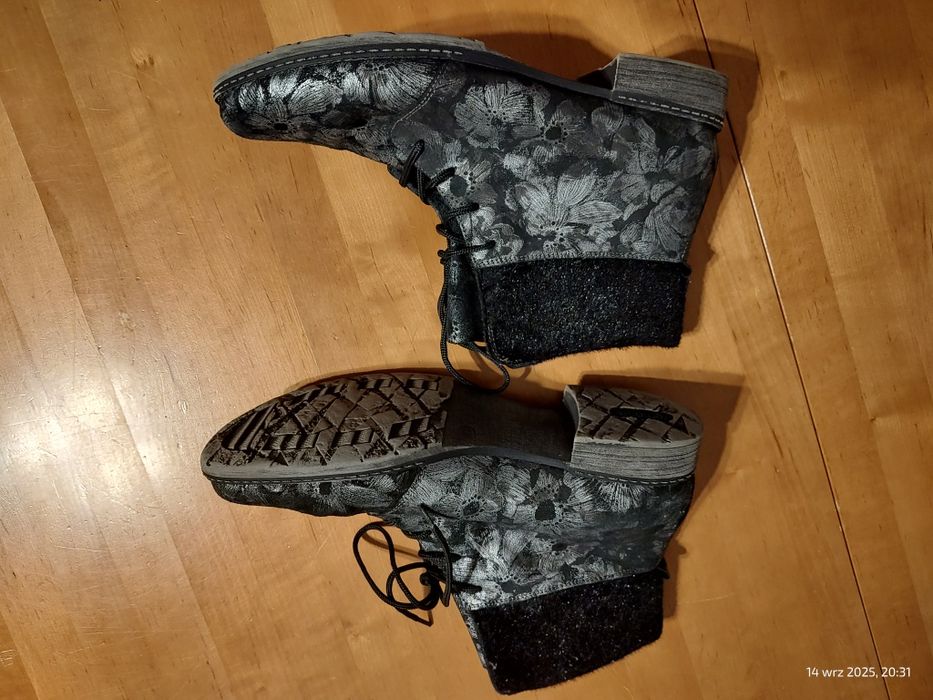 Botki Remonte rozm. 43, zamszowe