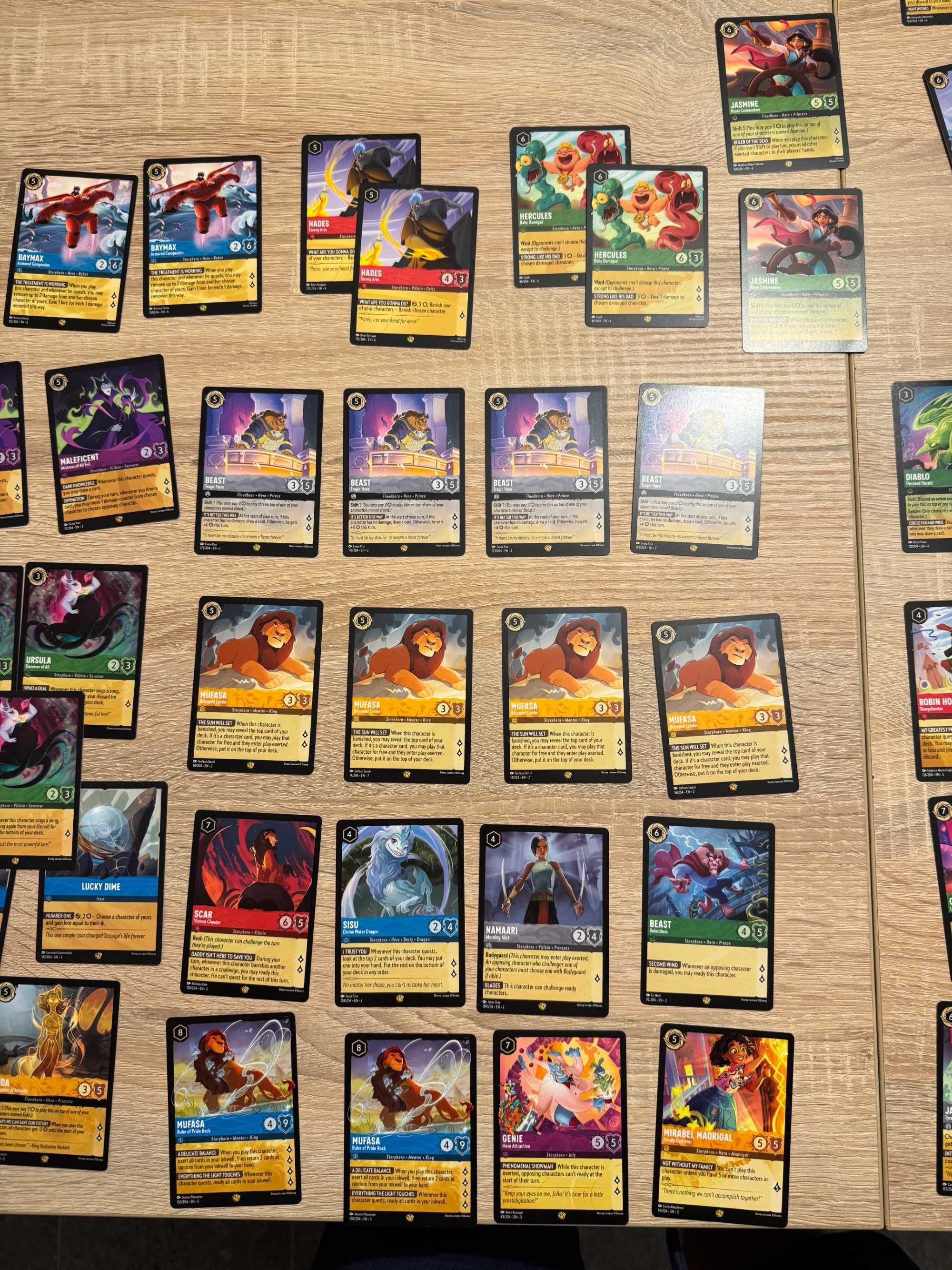 Rozbudowana kolekcja kart Disney Lorcana, top meta karty dodatki 1-7