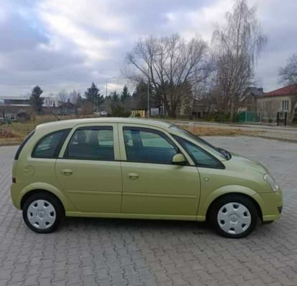 Samochód Opel Meriva 1.7