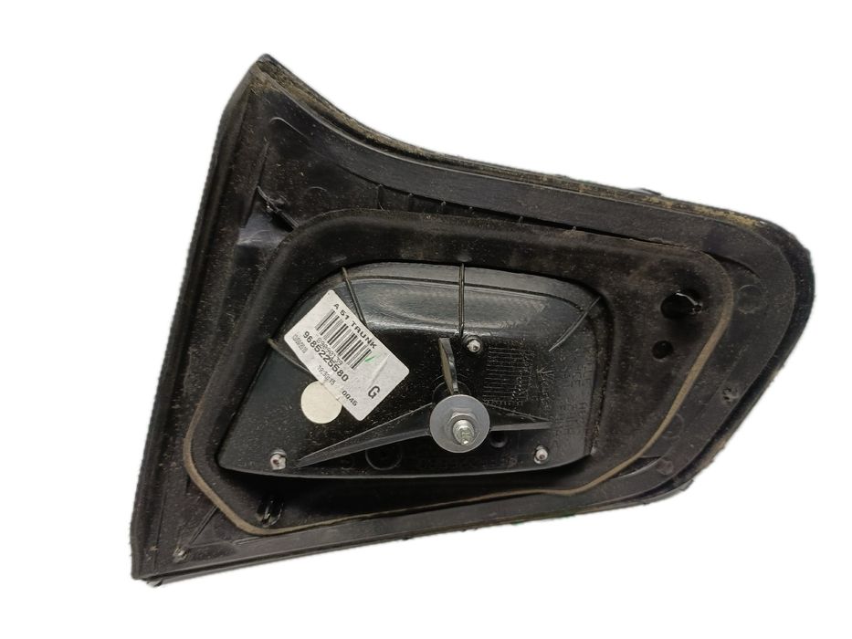 Farolim da mala esquerdo CITROËN C3 II (SC_)