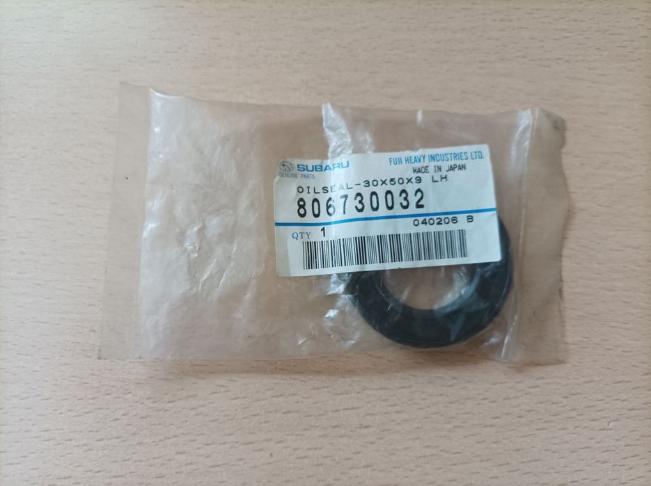 Запчастина сальник для Subaru Forester 2.0 2008 рік 806730032