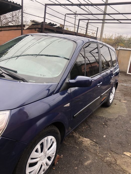 Продам Reno Scenic на полном ходу!! По цене ланоса!!