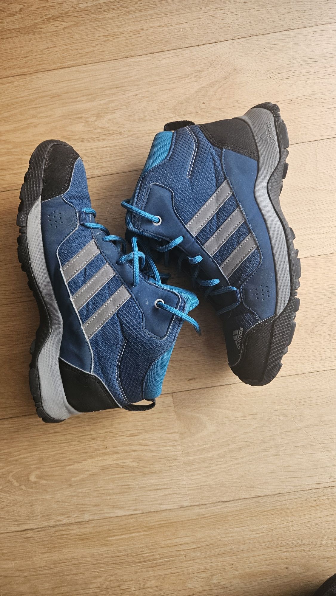 ADIDAS Hyperhiker K