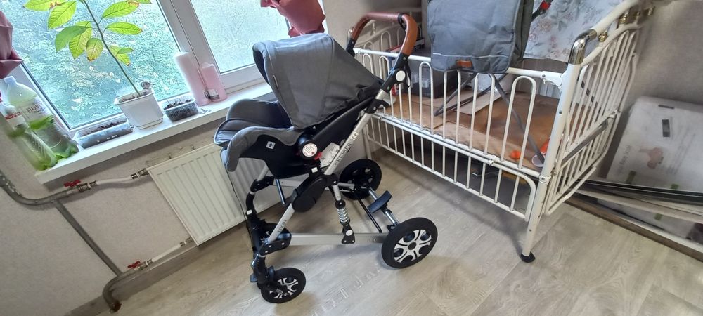 Дитячий візочок з автокріслом 3в1 KESSER