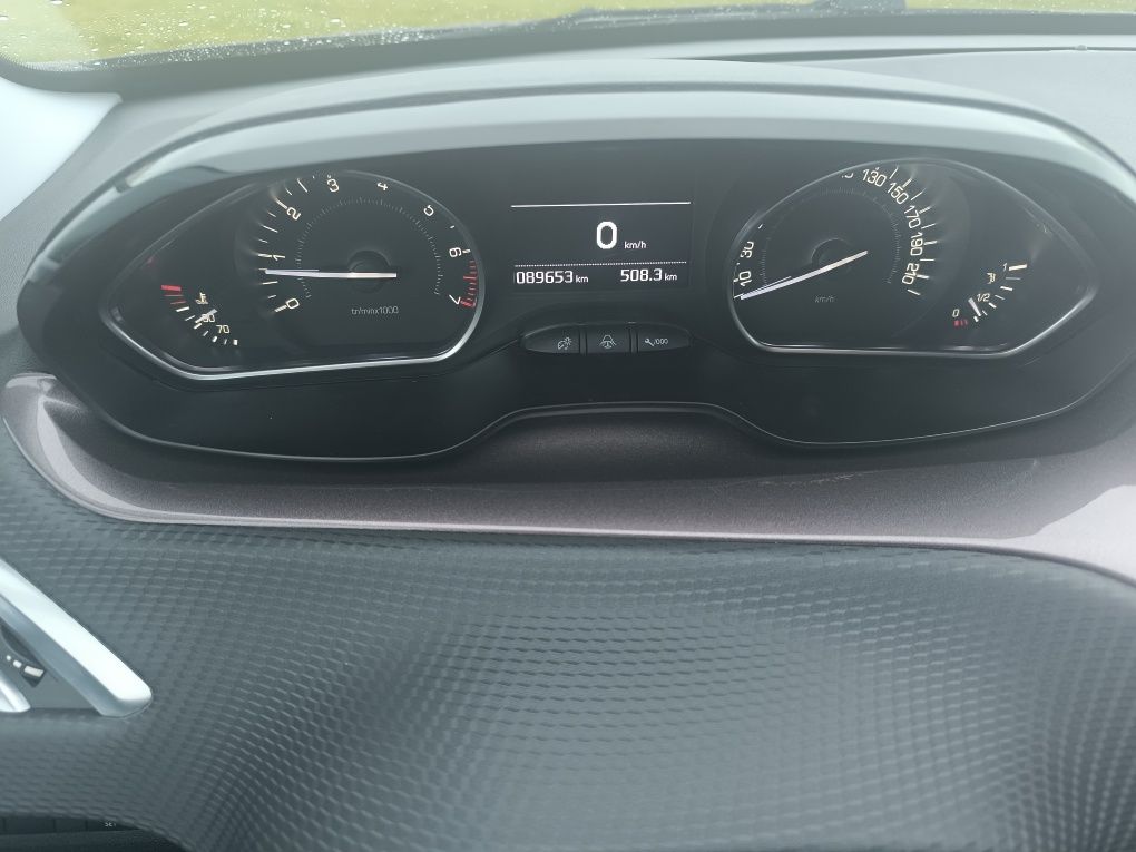 Peugeot 2008 89 mil kms