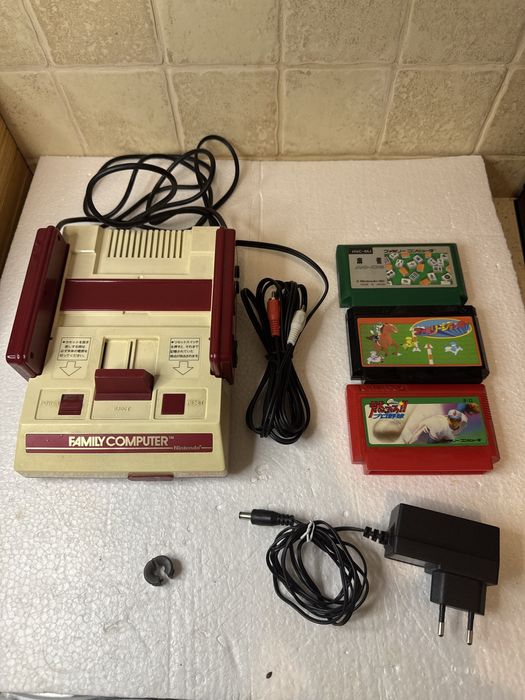 Zestaw Nintendo Famicom - mod AV, jak Pegasus