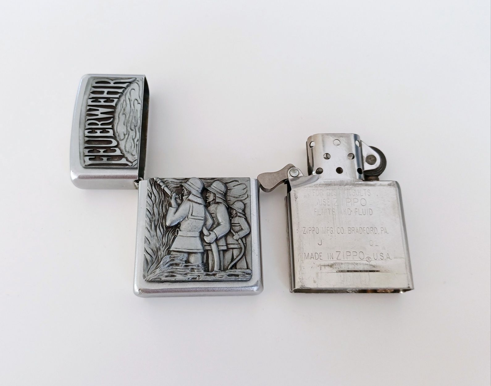 Zapalniczka Zippo Strażacy z 2002 roku