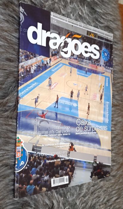 Revista Futebol Dragões nº 282 de 2009 - Caixa de Surpresas - 64 pág.