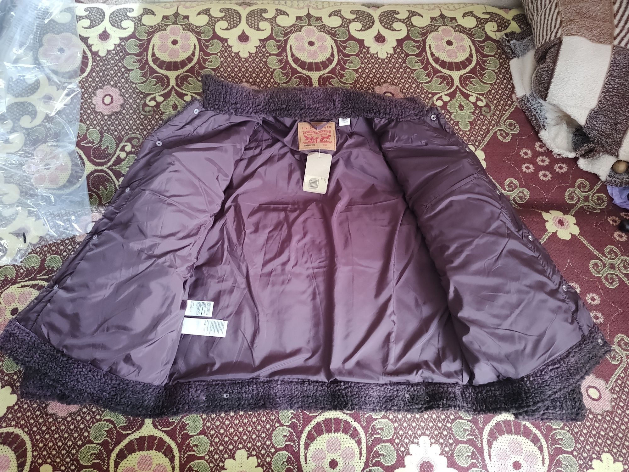 Куртка Levis Cozy Vintage Sherpa Trucker Jacket
