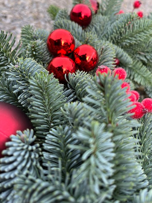 Ręcznie robione wianki i stroiki świąteczne
