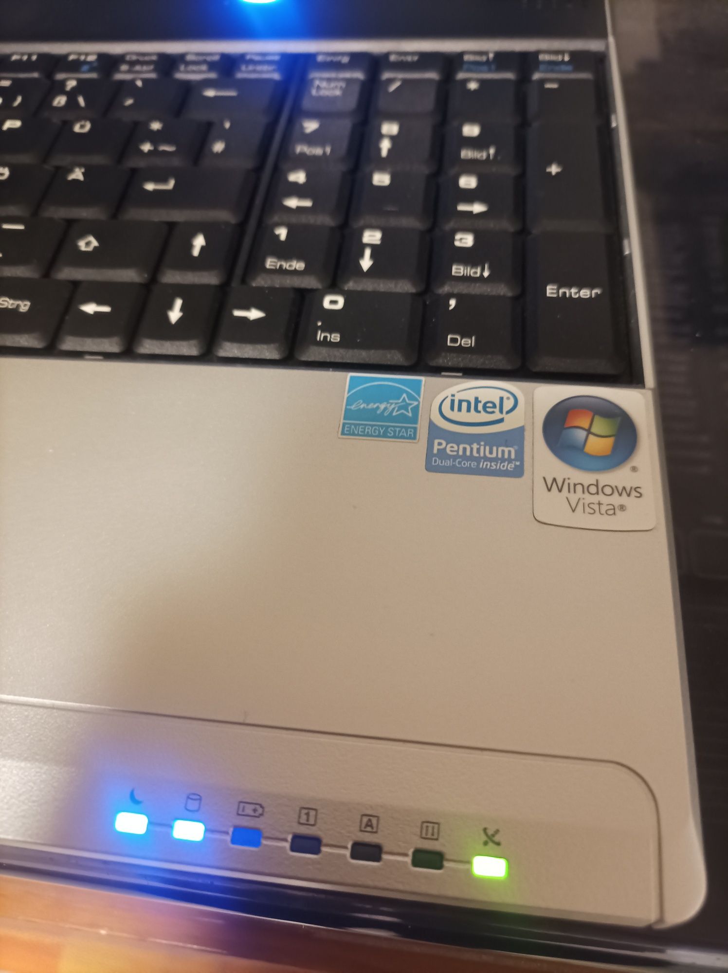 MCI laptop VR603