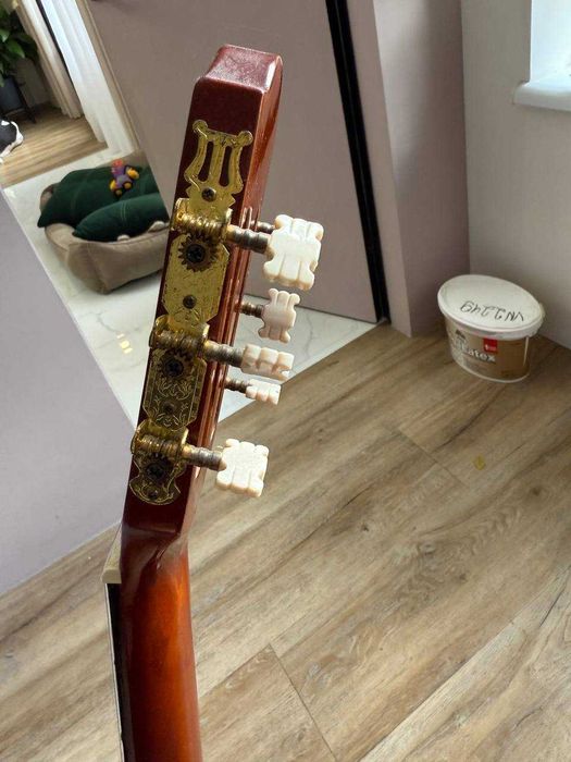 Класична гітара MAXTONE CGC-360N