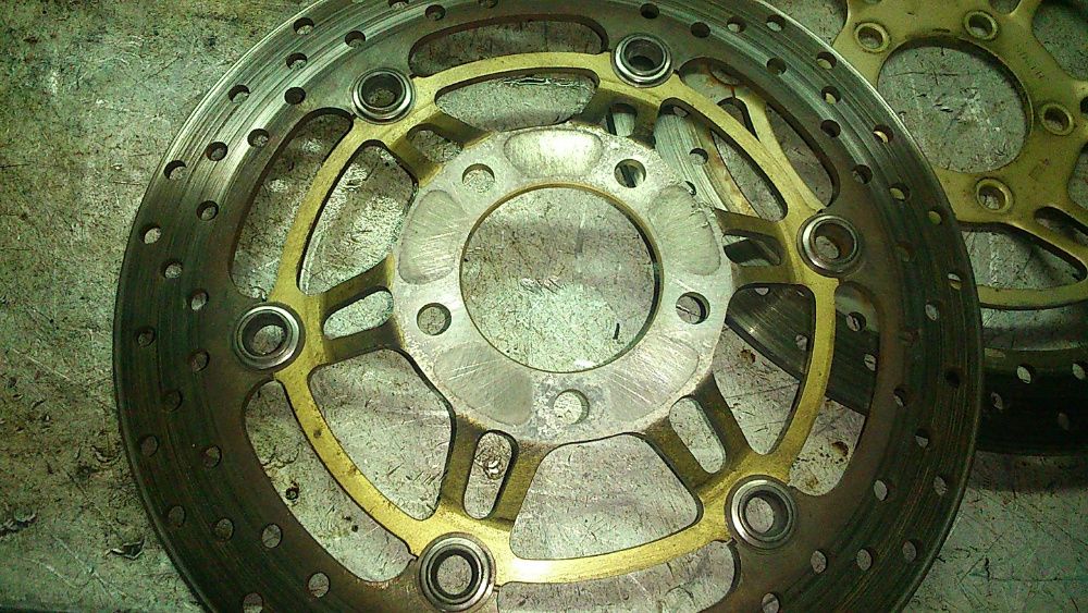 tarcze hamulcowe suzuki gsx 600 750 f przód