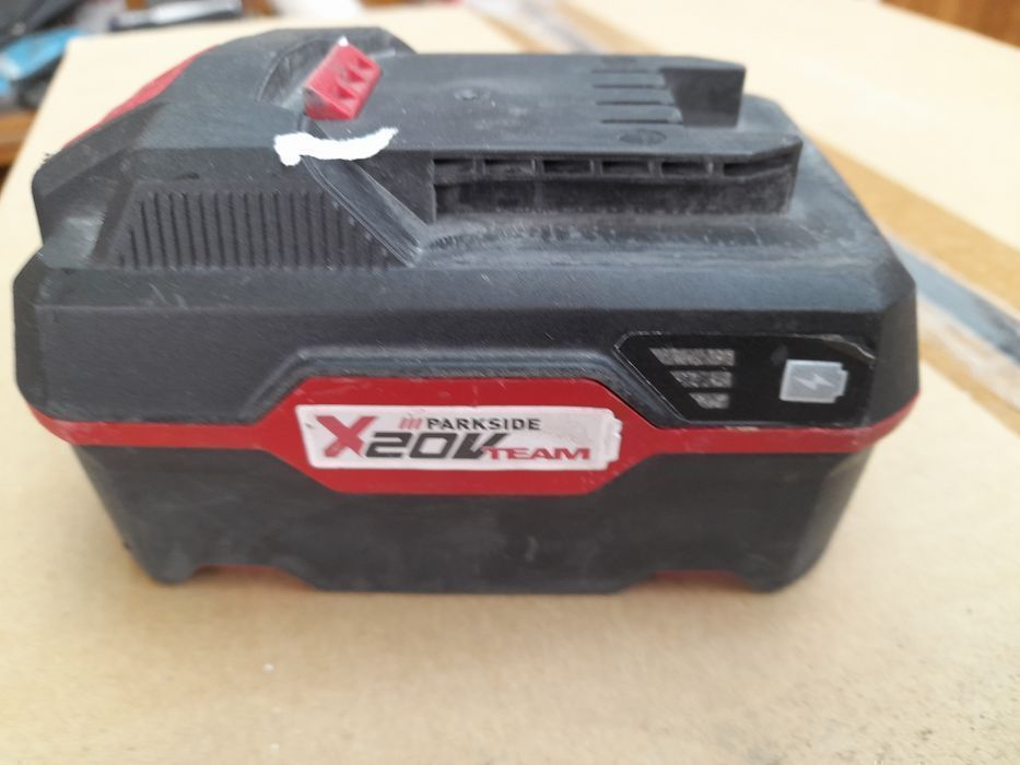 Bateria Parkside 4/A  usada vendo compro e troco ferramentas