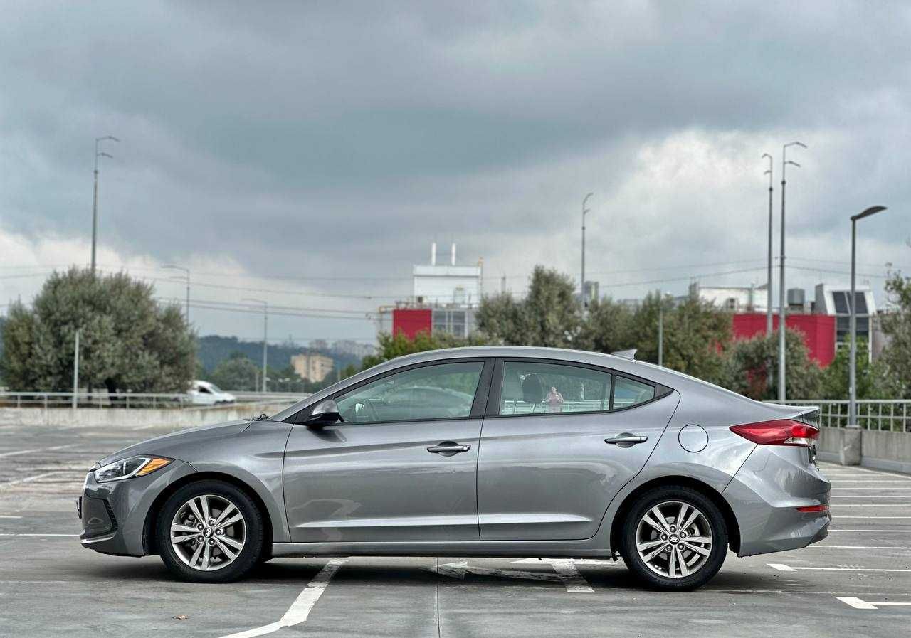 Hyundai Elantra 2018р., 2.0 бензин, автомат