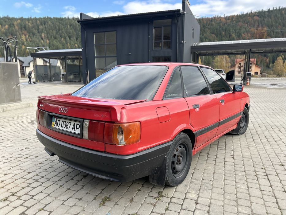 Продам Audi 80 1.8