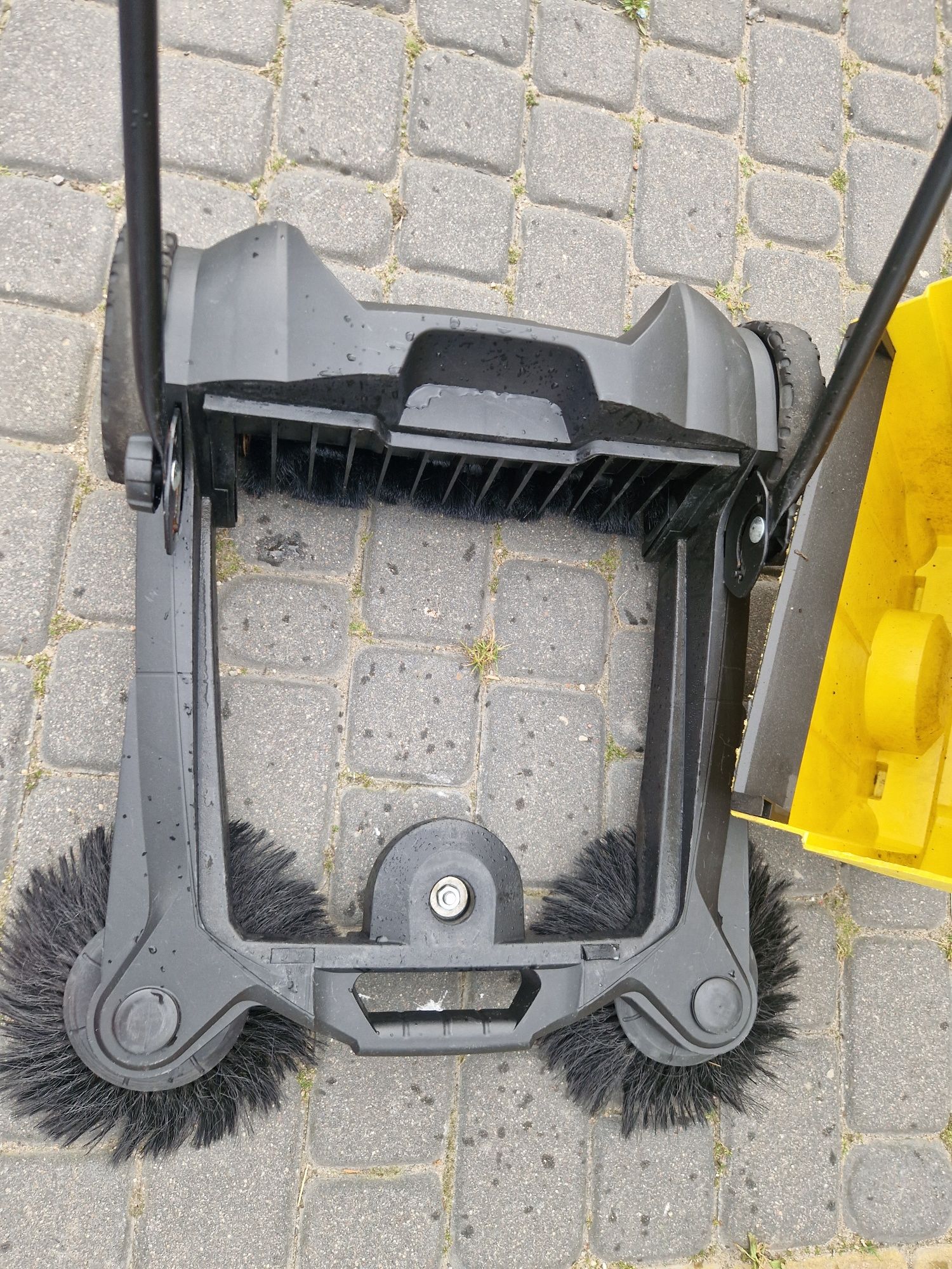 Zamiatarka karcher s650