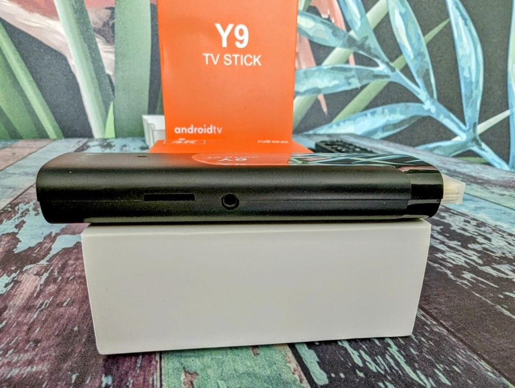 Тв-приставка ( TV box stick) Transpeed M98Y9 Amlogic S905Y4 4/64+пульт