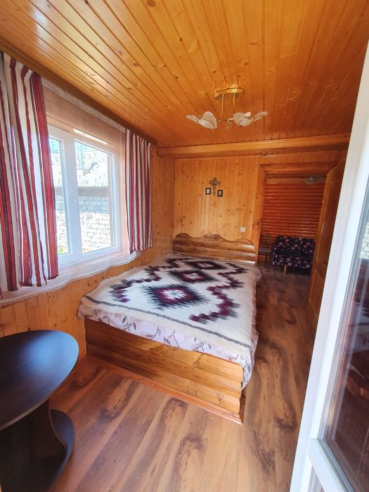 Окремий будиночок подобово. Котедж в Карпатах. Відпочинок в Яремче.