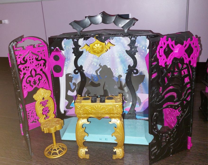 ВЕЛИЧЕЗНИЙ ЛОТ! Monster High (Монстер Хай) Меблі ОРИГІНАЛ б/в