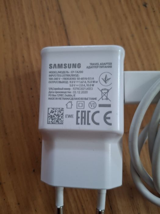 Ładowarka sieciowa Huawei z kablem typu C