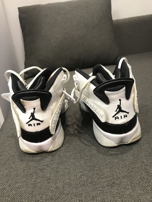 Жіночі кроси JORDAN AIR
