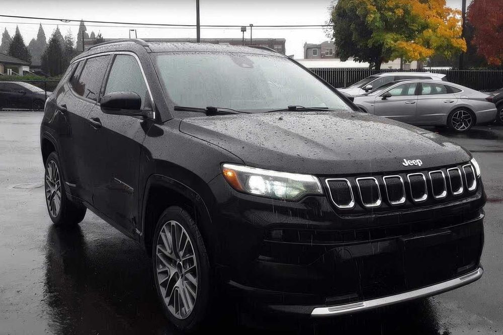 Jeep Compass Limited      2022