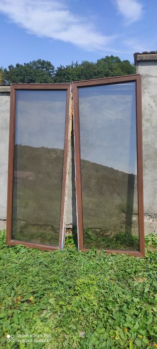 Продам б/у пластикові вікна і двері