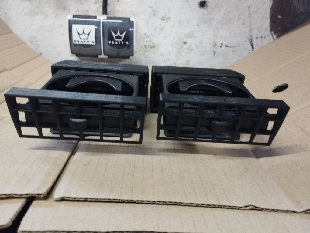 Cupholder golf jetta MK2 dwie sztuki